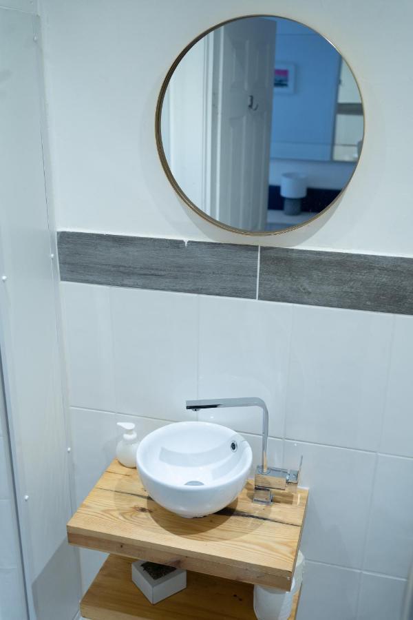 Ocean Breeze Rooms Brighton Ngoại thất bức ảnh